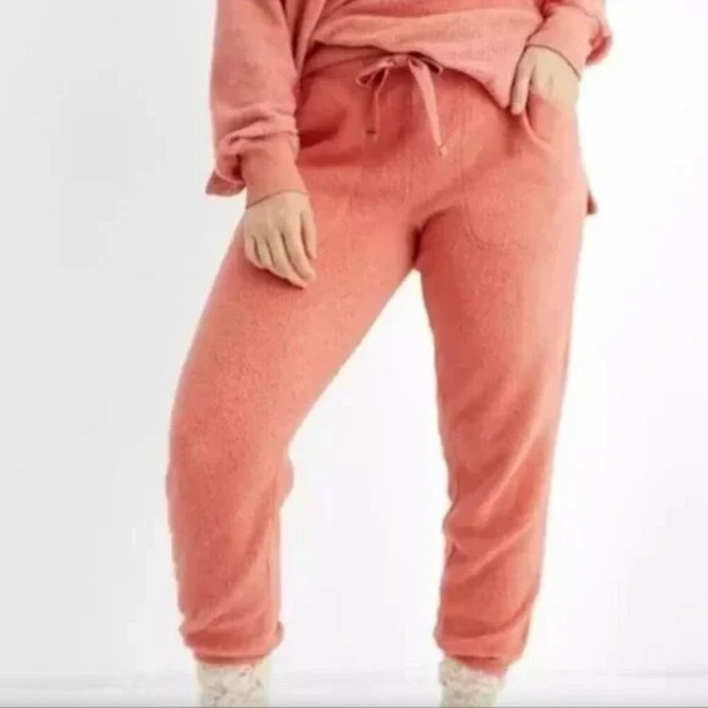 NWT Aerie cozy good vibes jogger sweatpants red rose soft fuzzy fleece New XL